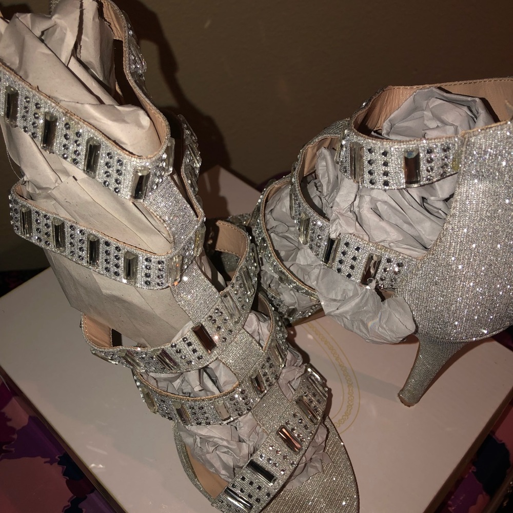 Bella Marie Sliver Heels